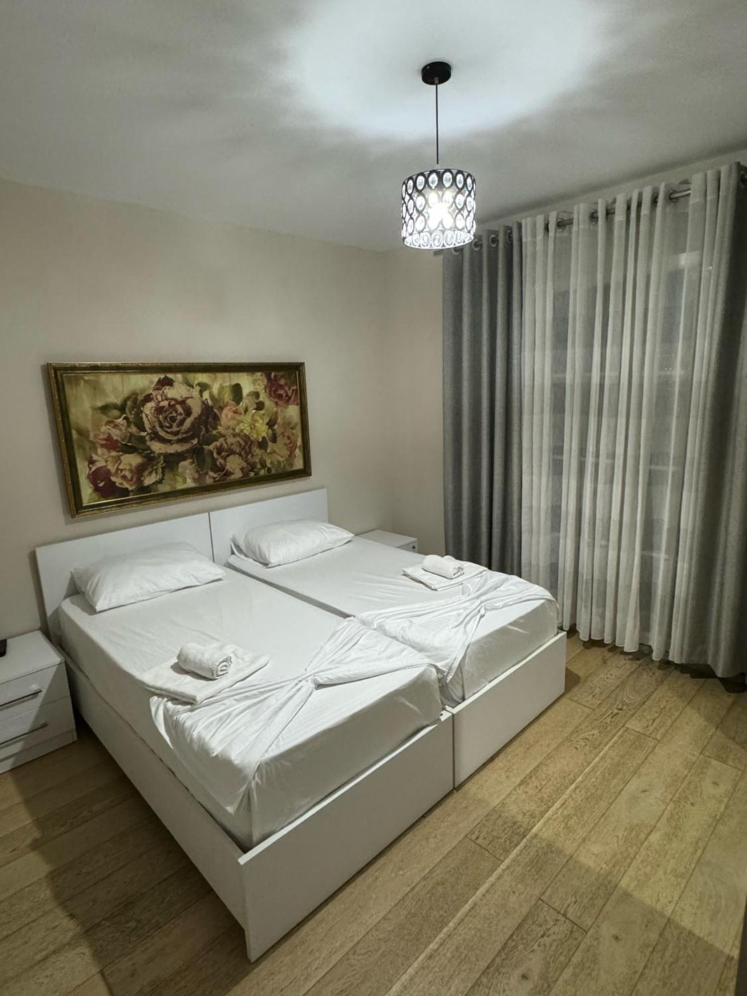Urban Oasis Center Апартаменти *